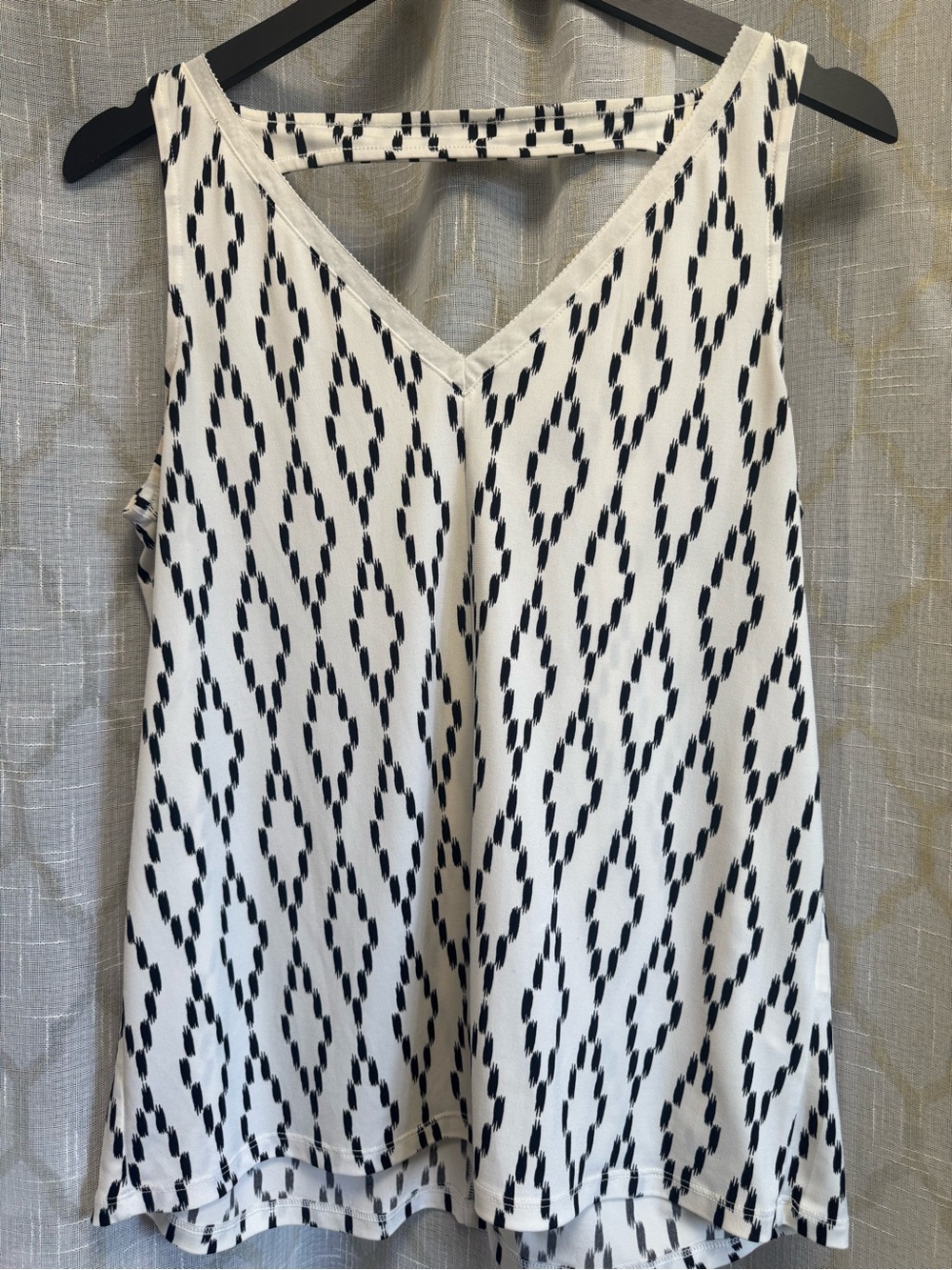 Banana Republic White Tank Top with Black Geometric Print
